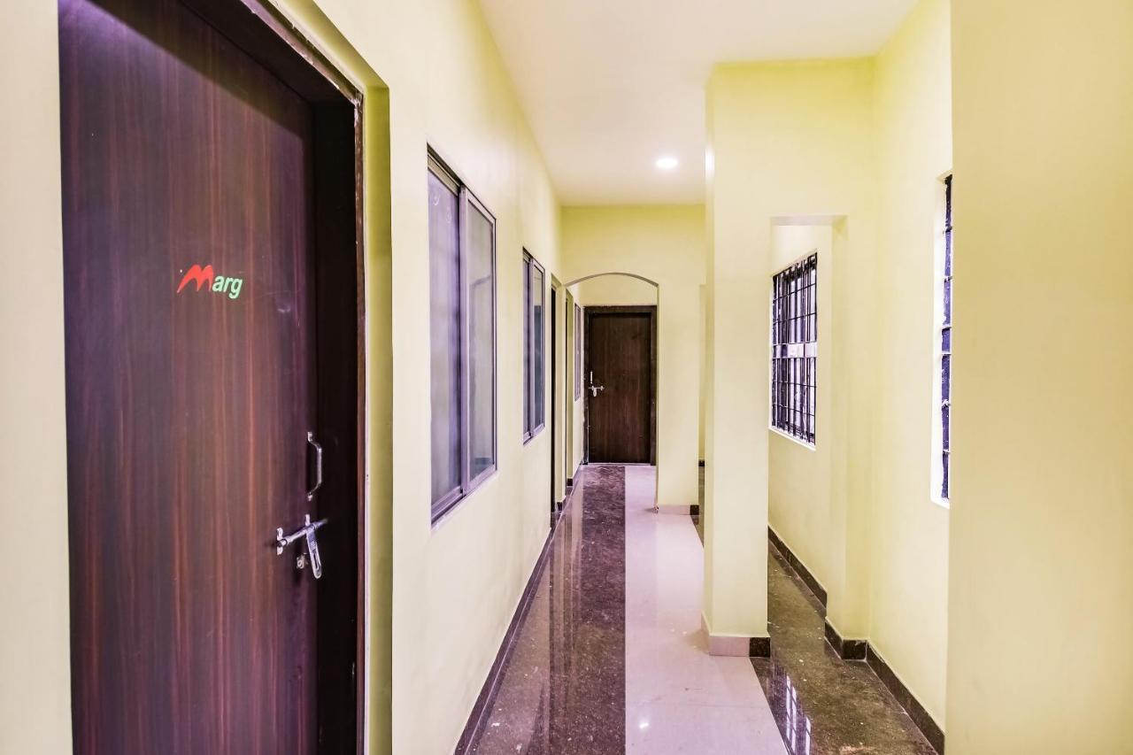 Oyo 60726 Hotel Vrindavan Bilāspur エクステリア 写真