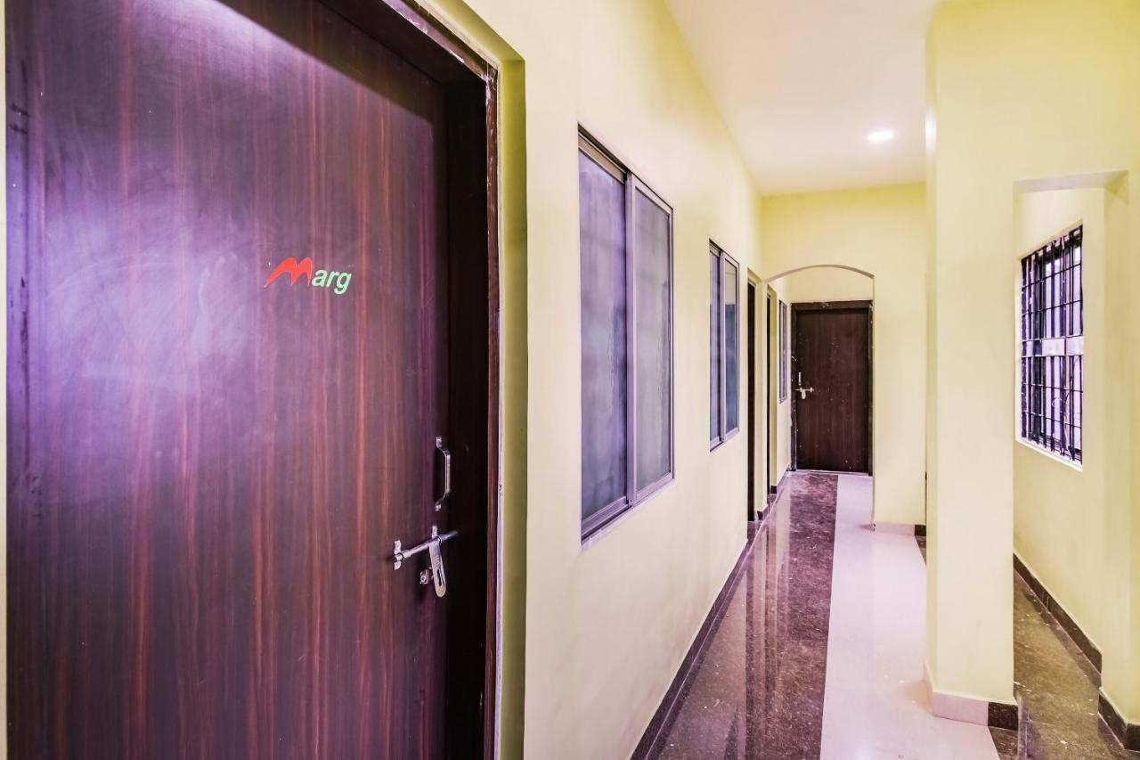 Oyo 60726 Hotel Vrindavan Bilāspur エクステリア 写真